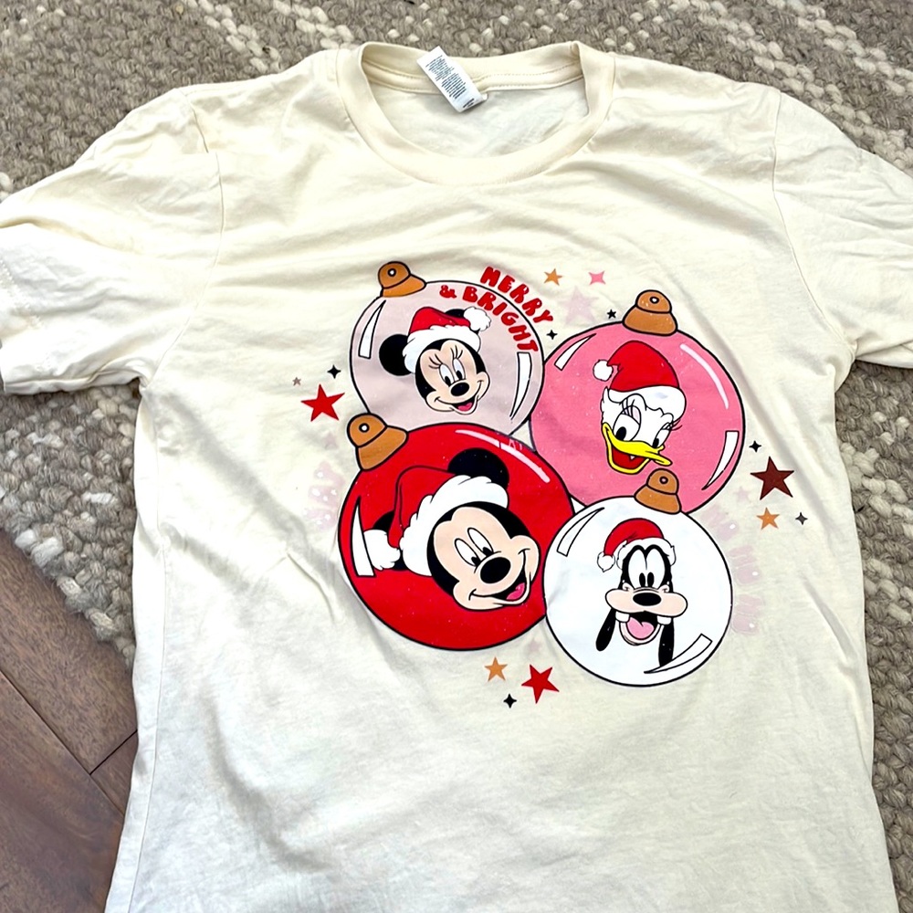 Disney ivory custom made Christmas shirt (xs)